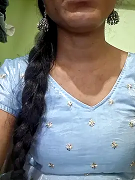 Snapshot of Telugu___Sexygirl___Naidu chatting on May 6, 2026, 5:03 am Telugu Sexygirl Naidu online show from May 6, 2026, 5:03 am