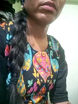 Snapshot of Telugu___Sexygirl___Naidu chatting on June 9, 2026, 6:14 am Telugu Sexygirl Naidu online show from June 9, 2026, 6:14 am