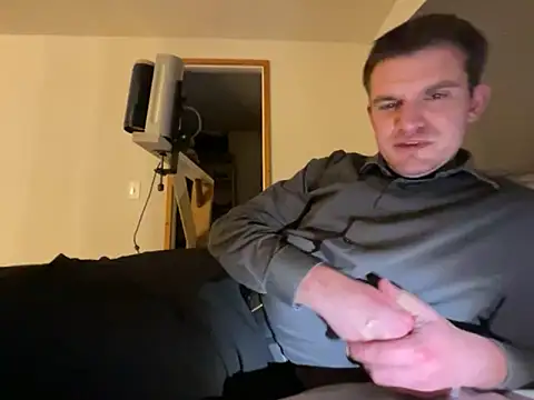 cumitted online show from February 24, 2026, 9:51 am