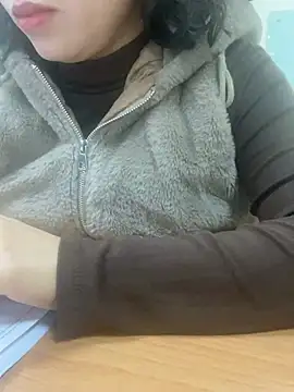 -NhaKy22 online show from February 12, 2026, 1:00 am