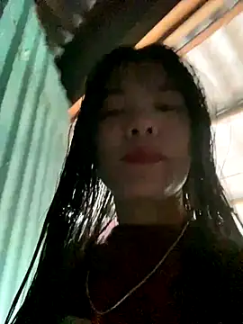 PhanHaa online show from November 26, 2025, 8:37 am