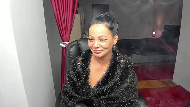 Ella sweety00 online show from November 14, 2025, 6:17 pm