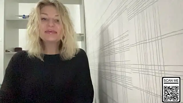 Blondie xoxoxo online show from November 3, 2025, 6:25 am