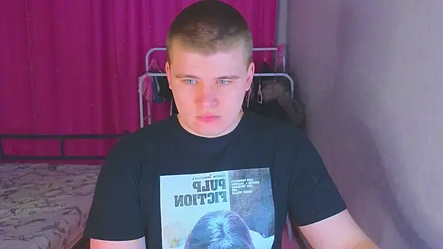 kittenmurr online show from February 12, 2026, 4:57 pm