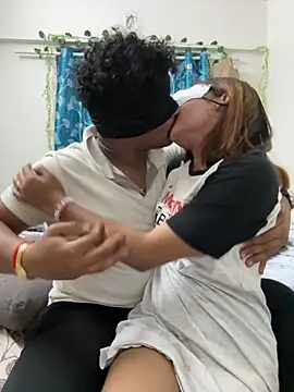 Cutie Shruti online show from November 17, 2025, 12:33 pm