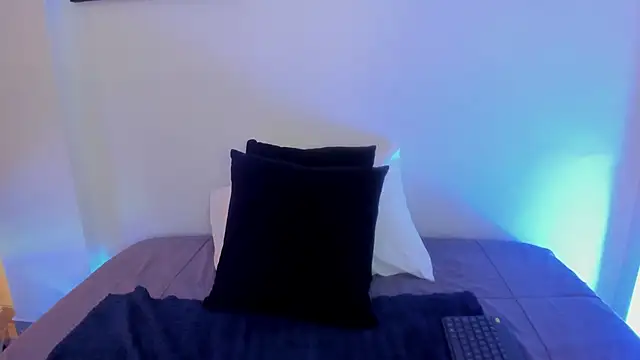 Sophia Blazee online show from September 15, 2025, 12:38 pm