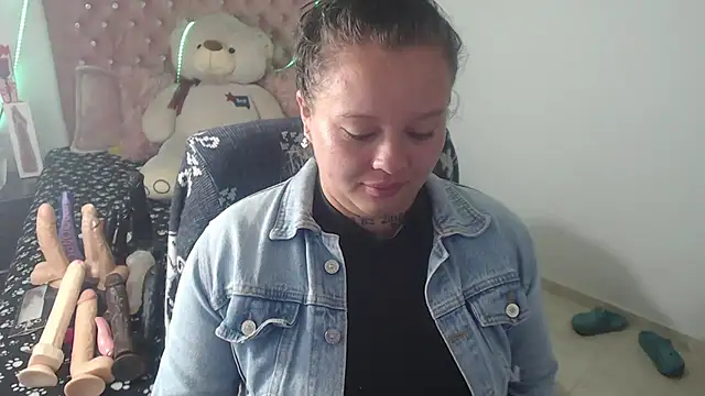 patty squirt  online show from February 17, 2026, 2:41 am