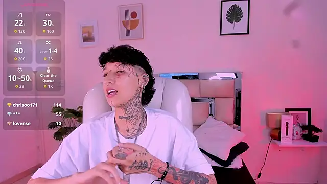 Luci Rose online show from November 7, 2025, 3:12 pm