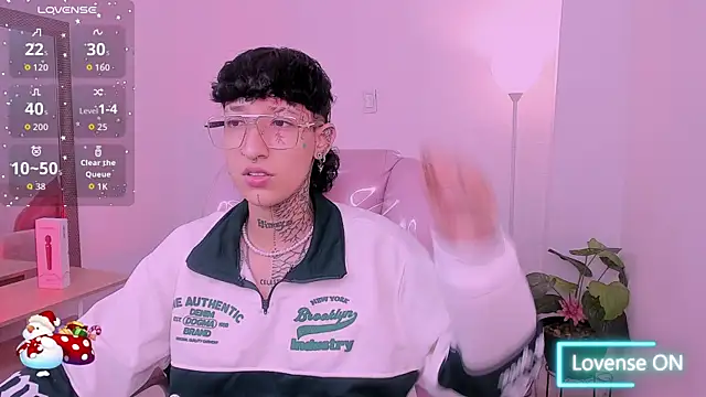 Luci Rose online show from December 19, 2025, 8:49 pm