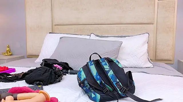 Snapshot of Ashley_HotGirl chatting on October 28, 2025, 8:22 pm Ashley HotGirl online show from October 28, 2025, 8:22 pm