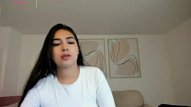 VeronicaBlue online show from October 26, 2025, 10:21 am