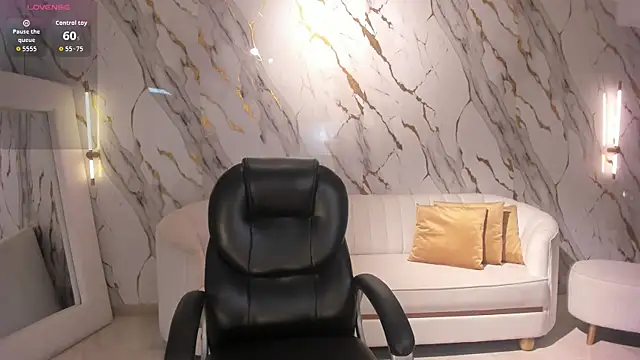 MilaColeman online show from October 29, 2025, 2:03 am