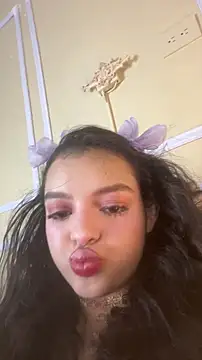 AriaHeavenss online show from November 21, 2025, 12:21 am