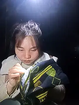 EllyBaby20 online show from March 5, 2026, 1:23 am