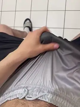 Dicksxd online show from April 27, 2026, 9:35 pm