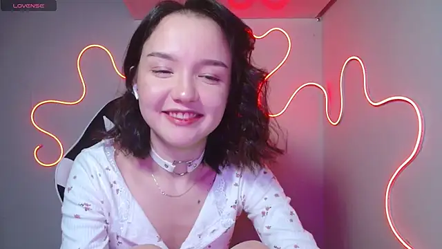 DemiWildcat online show from October 3, 2025, 11:29 am