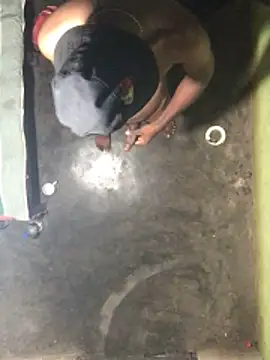 kavi1q1 online show from March 19, 2026, 6:23 pm