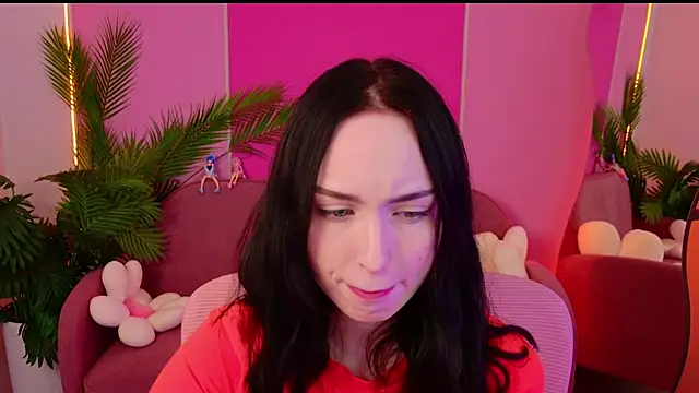 MonikaCarter online show from October 20, 2025, 12:05 pm