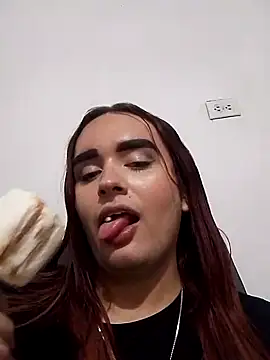 Maylu Fox online show from September 28, 2025, 2:39 am