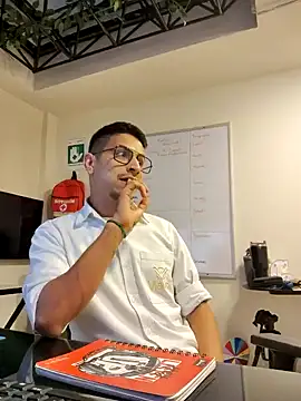 Juann-cock online show from November 21, 2025, 10:52 pm