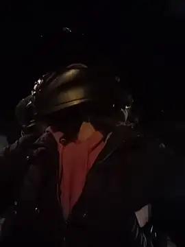 Juann-cock online show from April 18, 2026, 2:37 am