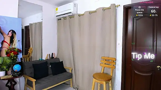 zou quira online show from March 5, 2026, 3:02 am