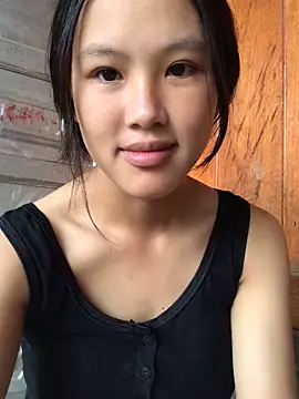 Snapshot of May_nhi chatting on September 13, 2025, 2:22 am May nhi online show from September 13, 2025, 2:22 am
