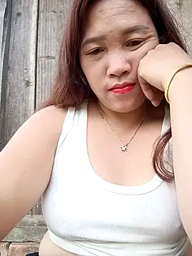 miumiu 00 online show from October 9, 2025, 3:26 am