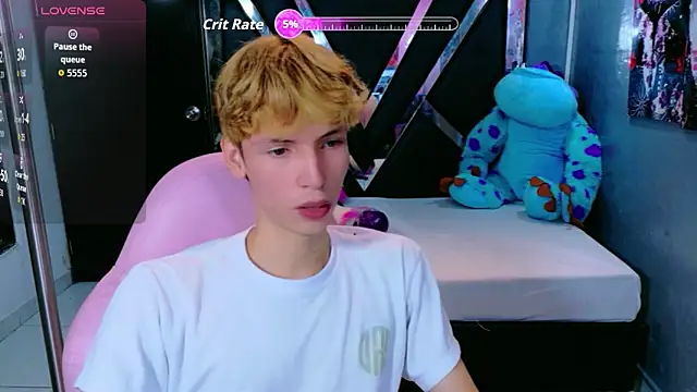 Snapshot of park_jimin1 chatting on October 21, 2025, 12:06 pm park jimin1 online show from October 21, 2025, 12:06 pm