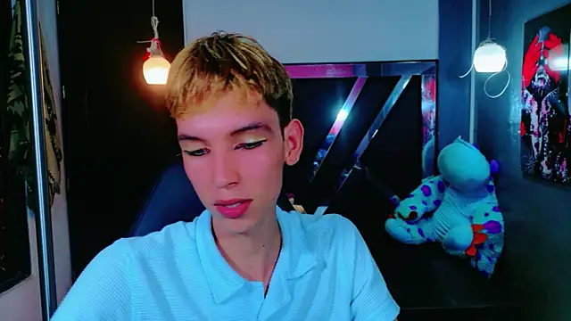 Snapshot of park_jimin1 chatting on December 2, 2025, 2:28 am park jimin1 online show from December 2, 2025, 2:28 am