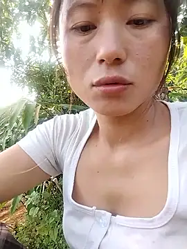 linda bae00 online show from September 21, 2025, 12:12 am