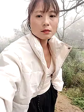 Snapshot of linda_bae00 chatting on February 20, 2026, 1:57 am linda bae00 online show from February 20, 2026, 1:57 am