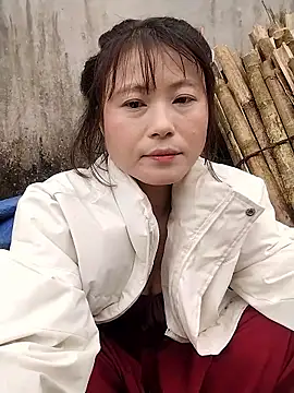 Snapshot of linda_bae00 chatting on February 21, 2026, 12:55 am linda bae00 online show from February 21, 2026, 12:55 am