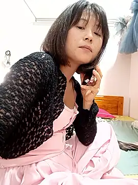 Snapshot of linda_bae00 chatting on May 1, 2026, 12:10 pm linda bae00 online show from May 1, 2026, 12:10 pm