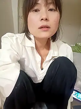 Snapshot of linda_bae00 chatting on May 3, 2026, 1:06 pm linda bae00 online show from May 3, 2026, 1:06 pm