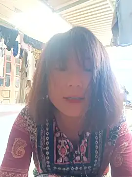 Snapshot of linda_bae00 chatting on May 5, 2026, 11:07 am linda bae00 online show from May 5, 2026, 11:07 am