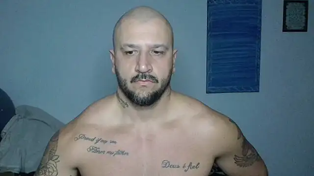 JeanCafa online show from October 24, 2025, 2:52 am