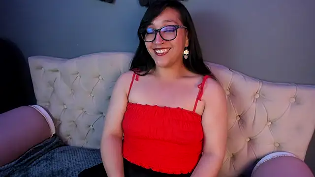 Skye bluee  online show from September 30, 2025, 3:22 am