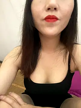 Dieknr online show from October 4, 2025, 1:47 am