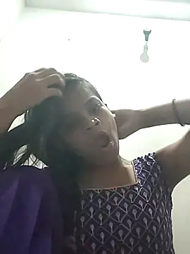 Komal0099 online show from October 8, 2025, 2:31 am