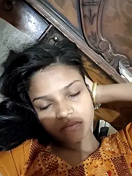 Komal0099 online show from November 13, 2025, 2:32 am