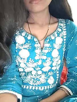 Komal0099 online show from December 15, 2025, 4:06 am