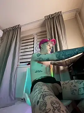 Snapshot of davesinner chatting on February 8, 2026, 4:54 pm davesinner online show from February 8, 2026, 4:54 pm