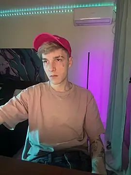 Snapshot of davesinner chatting on February 21, 2026, 5:41 am davesinner online show from February 21, 2026, 5:41 am