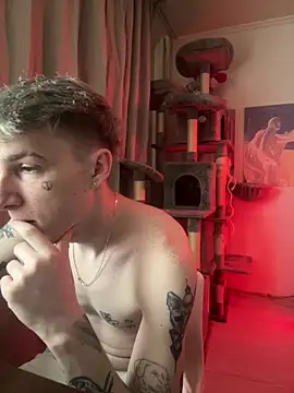 Snapshot of davesinner chatting on February 24, 2026, 9:13 pm davesinner online show from February 24, 2026, 9:13 pm