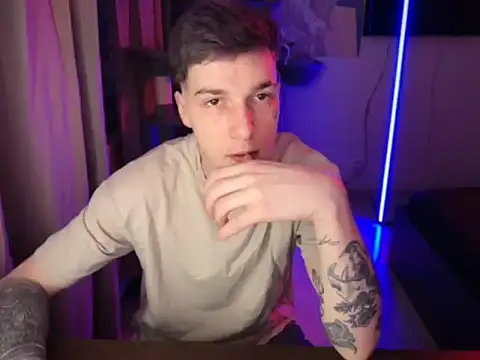 Snapshot of davesinner chatting on March 2, 2026, 4:36 am davesinner online show from March 2, 2026, 4:36 am