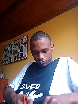 Snapshot of Big10387 chatting on October 23, 2025, 2:27 pm Big10387 online show from October 23, 2025, 2:27 pm