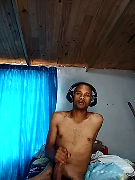 Snapshot of Big10387 chatting on October 24, 2025, 2:24 pm Big10387 online show from October 24, 2025, 2:24 pm