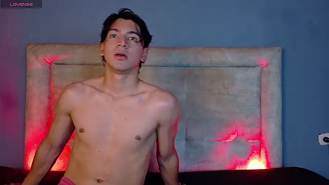 Daiisy kiss online show from April 19, 2026, 2:55 am