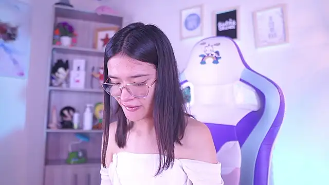 Lana Dreams  online show from February 12, 2026, 1:22 am